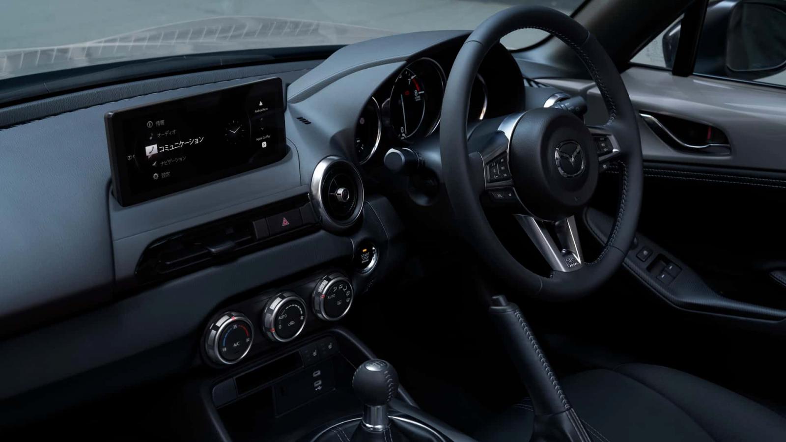 Αναβαθμισμένο Mazda MX-5 με LED φώτα και νέο infotainment